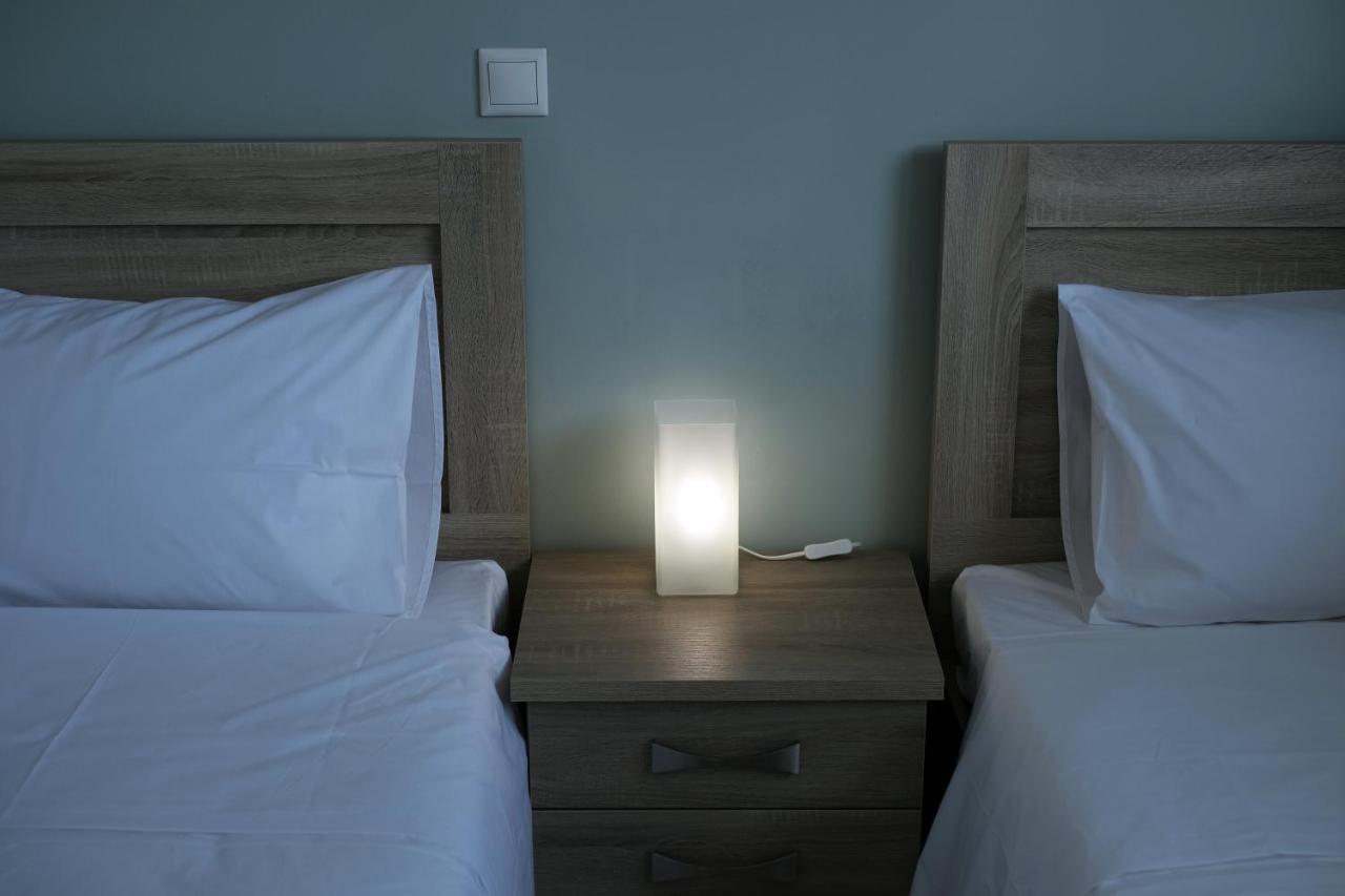 Emvi Apartments II Near Airport วราโวนา ภายนอก รูปภาพ